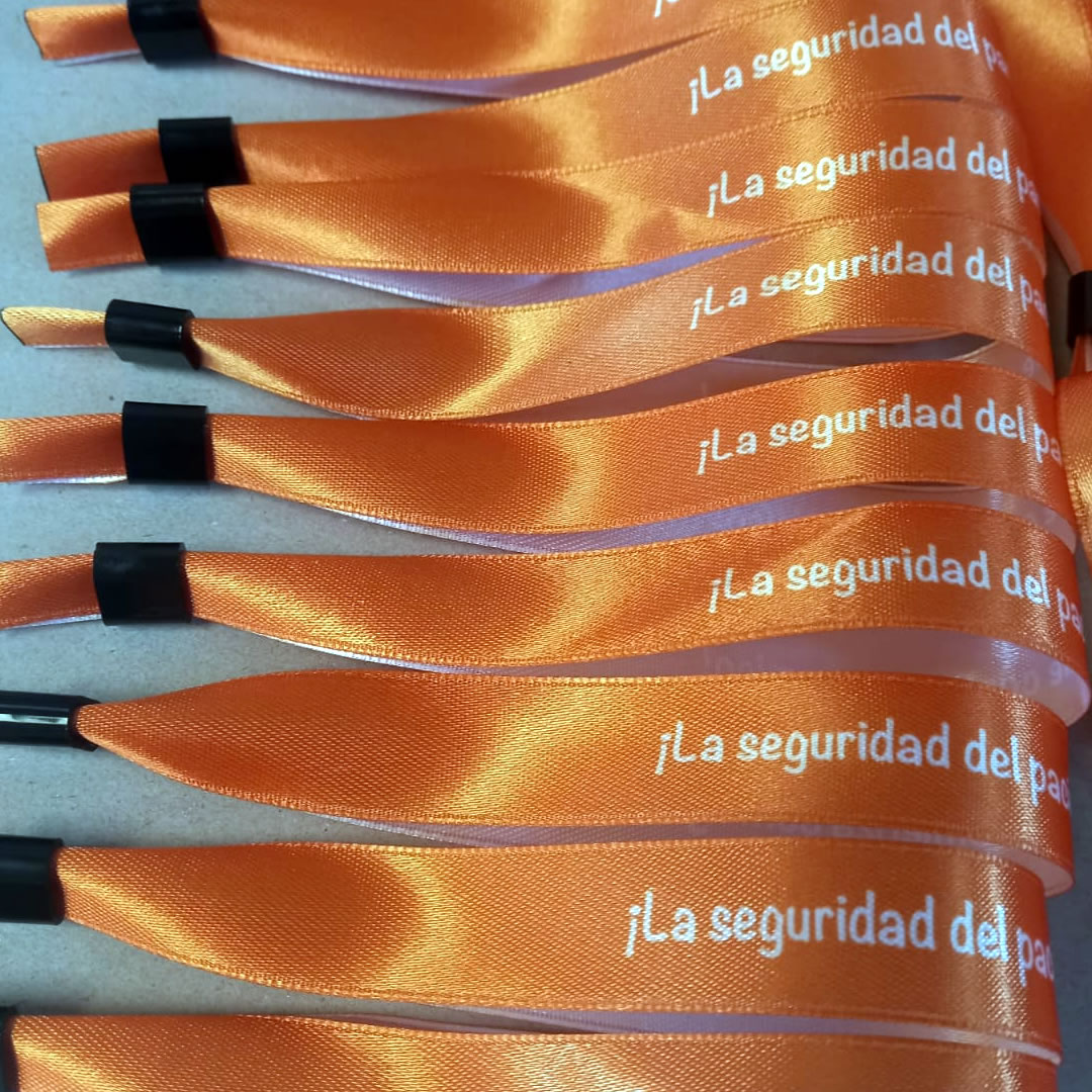 Pulsera de tela